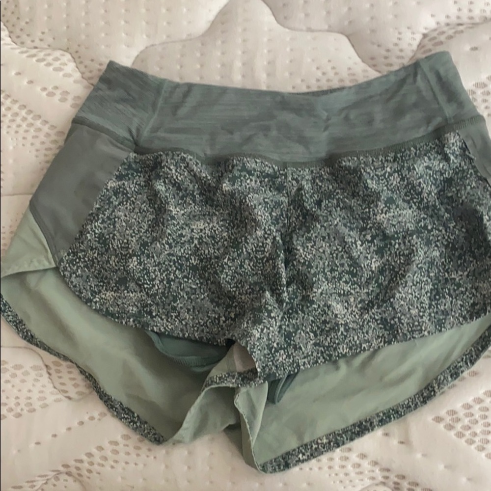 Outdoor Voices Shorts sz s
